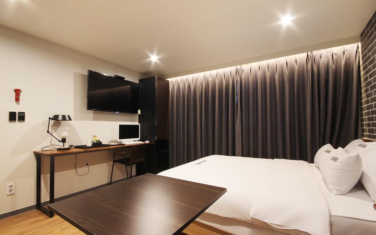 Hotel Chicago Jinju Exterior foto